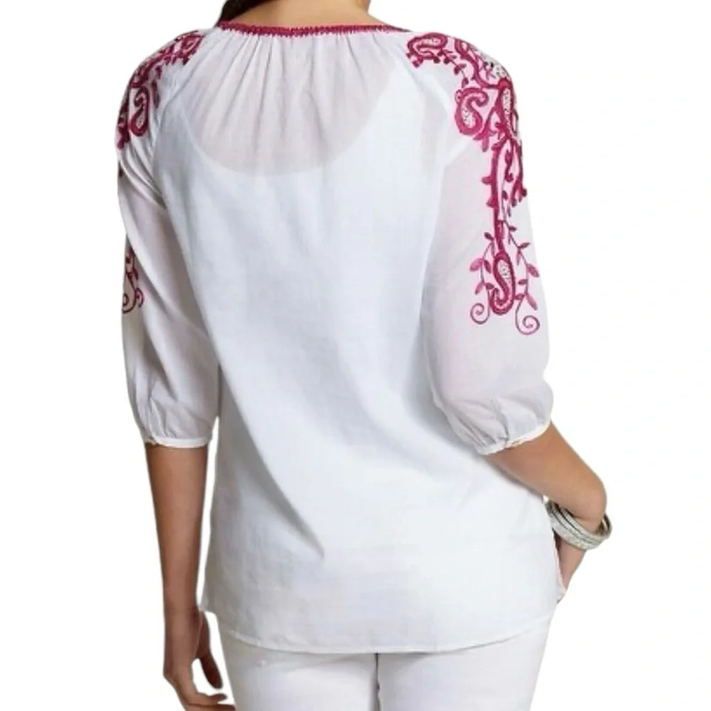 CHICO'S Anelle Blouse 3/4 sleeves Embroidered Embellished White Fuchsia Like new - Picture 4 of 16